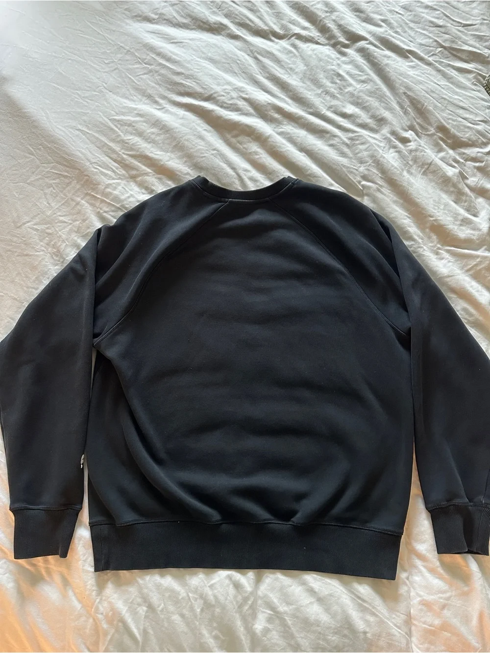Men's Black Fabletics Crewneck Sweatshirt - Classic Pullover